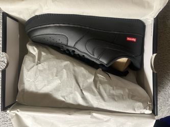Nike, Air Force 1 Supreme, Black, Size 13