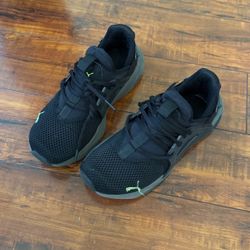 Puma Kids Size 5.5 Tennis Shoes