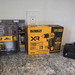 NEW DeWalt 20V XR Brushless Drill Bundle + Bit Set & Charger