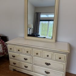 White Dresser with Mirror
