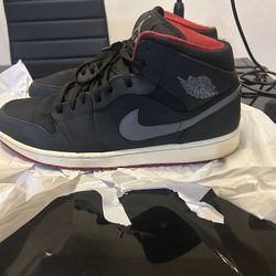 Retro Jordan 1s Mid Top Size 13  