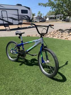 Schwinn Scrambler 20in Bmx