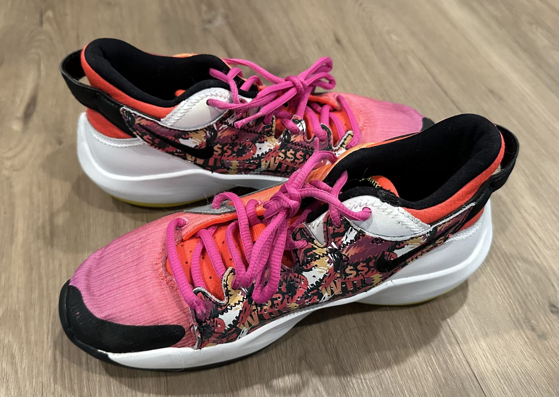 Nike Zoom Freak 2 NRG Gradient Fade Sz 6Y Sneakers