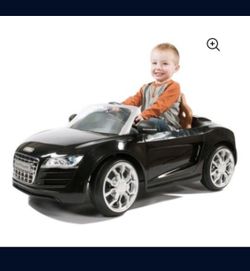 Audi R8 Spyder 6 Volt Battery Powered Ride On Vehicle