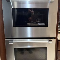 Thermador 30” Convection/Thermal Double Oven Pro