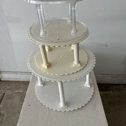 Wilton Cake Separator Plates and Pillars
