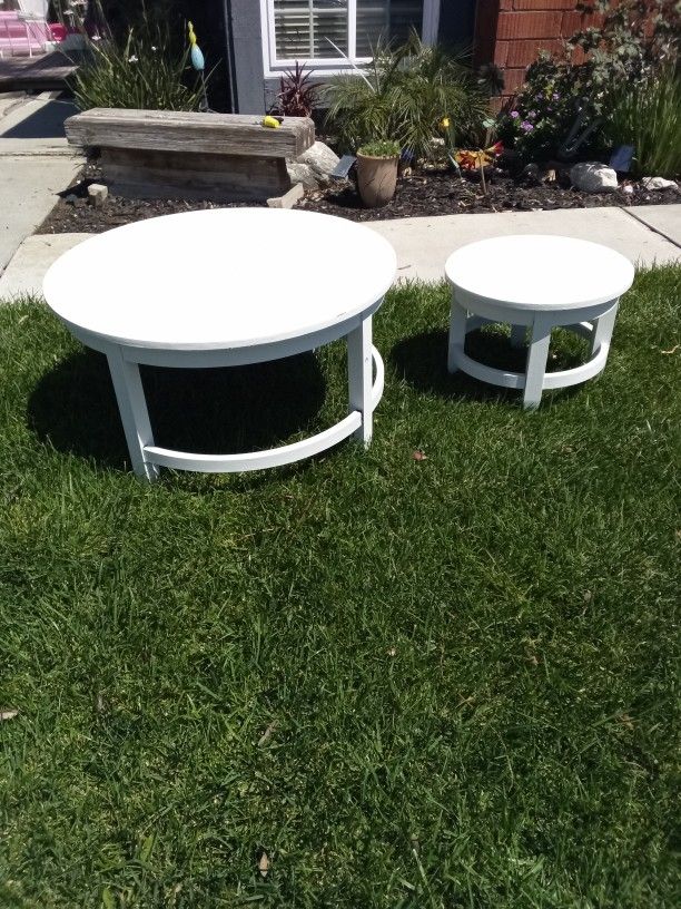 White Nesting Coffee Tables