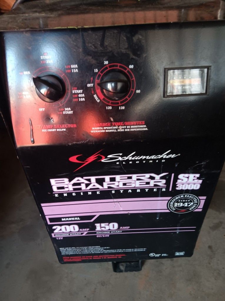 Schumacher SE 3000 1.5 Amp Manual Fleet Battery Charger