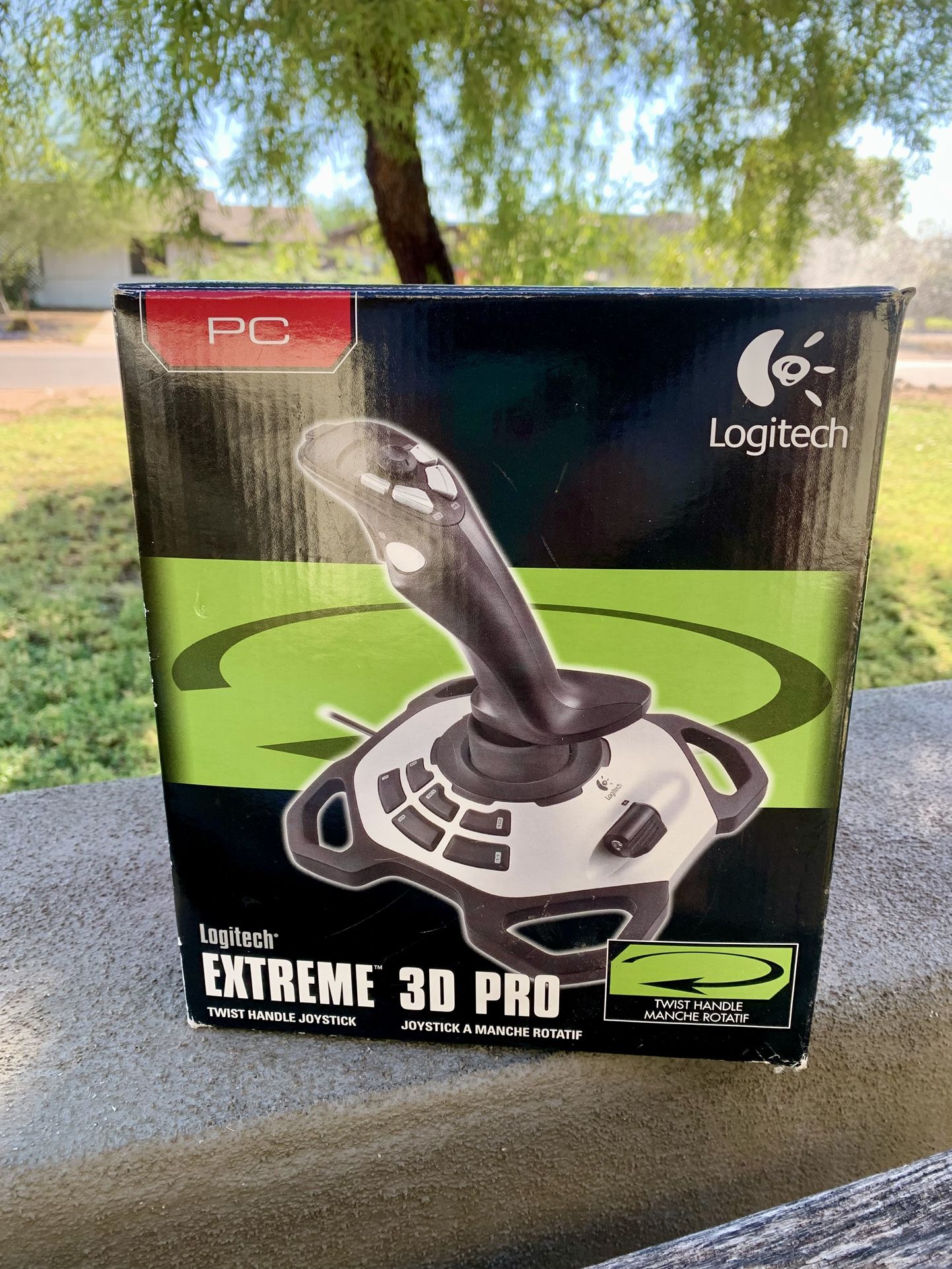 Logitech Extreme 3D PRO - Twist Handle Joystick