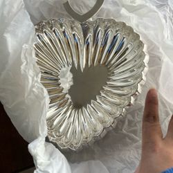 New Silver Plated Heart Shape Candy Dish Disinter