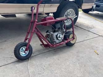 Vintage mini bike with 212cc