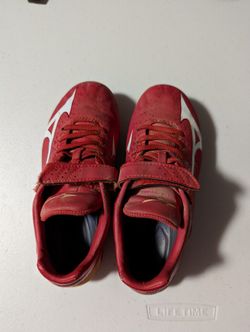 Red Youth Mizuno Baseball Cleats