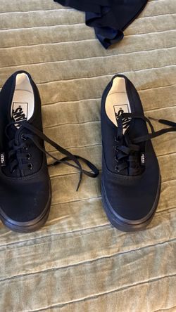 Vans… Women 7 1/2