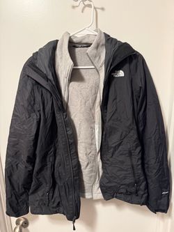 Women’s Northface , 3 in 1 Jacket, Size M
