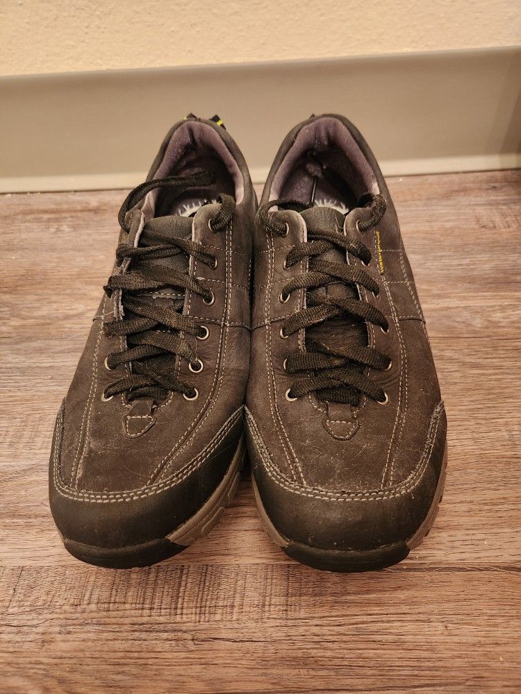 Clarks Wavewalk Tennis Shoes