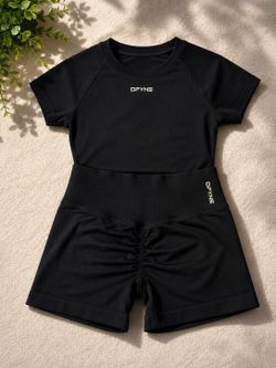DFYNE Set