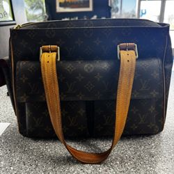 Louis Vuitton Multipli Bag