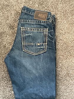 Men Ariat jeans size 32