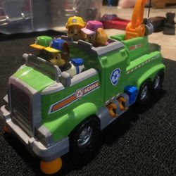 Paw Patrol, Rocky’s Total Team Rescue Recycling Truck with 6 Pups,