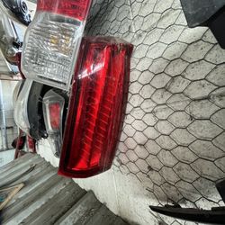 2008-2011 Cadillac Sts Left Taillight