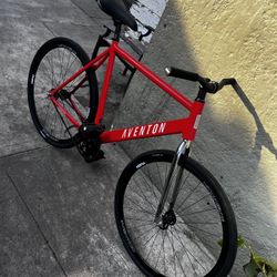 Aventon Fixie size 58