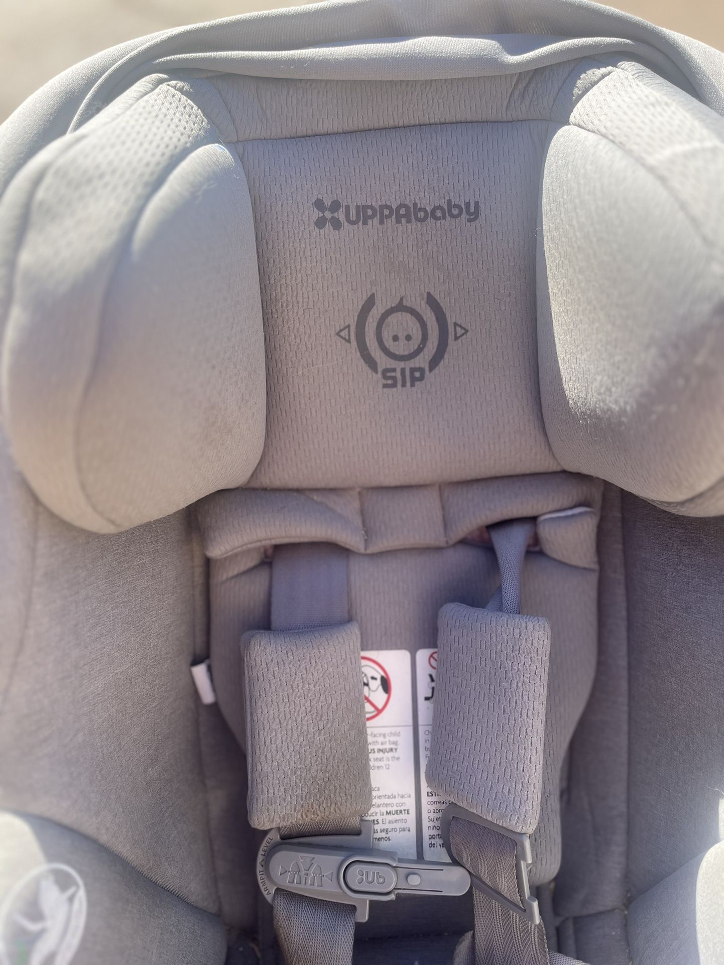 Uppababy Mesa infant Car seat And Base