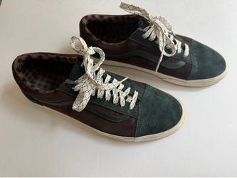 10.5 Vans