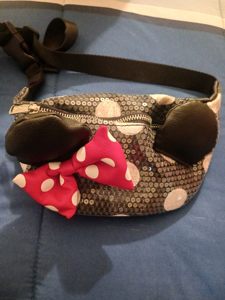 Disney Parks Loungefly Minnie Mouse  Waist Bag