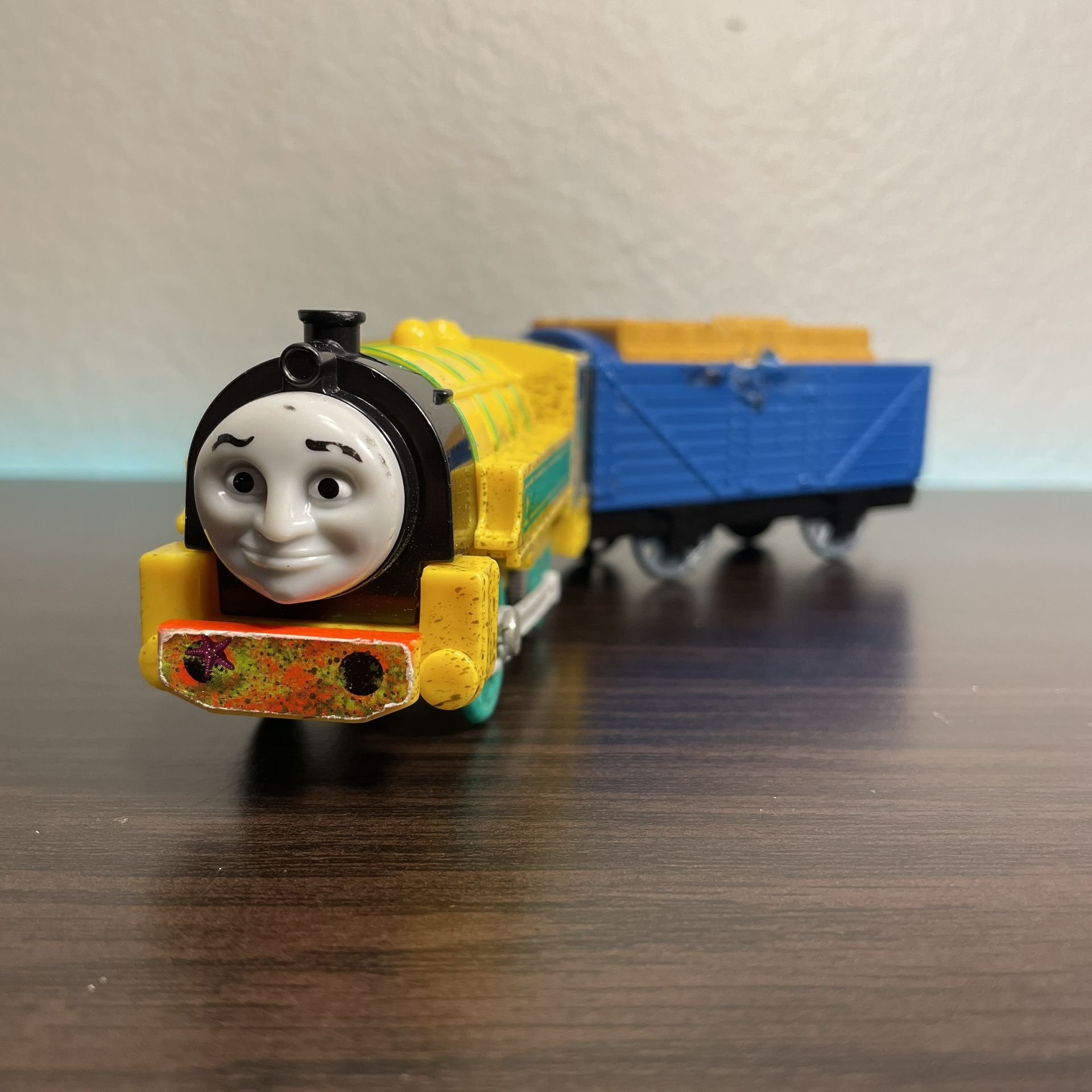 Thomas & Friends Victor's BIG SPLASH Motorized Talking Engine Trackmaster Train