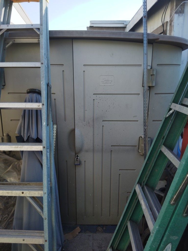 Shed