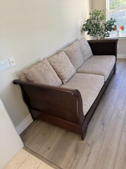 It’s yours FREE yours to come get!! Vintage Mahogany Sleigh Sofa / Couch
