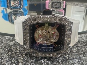 New Luxury Skull Skeleton Watch – White Silicone Band – Crystal Bezel