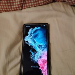 Samsung Galaxy s22 Ultra Unlocked 128gb  Clean IMEI