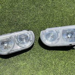 Dodge Challenger Headlights