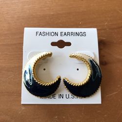Fashion Blue & White Crescent Shape Earrings - NEW