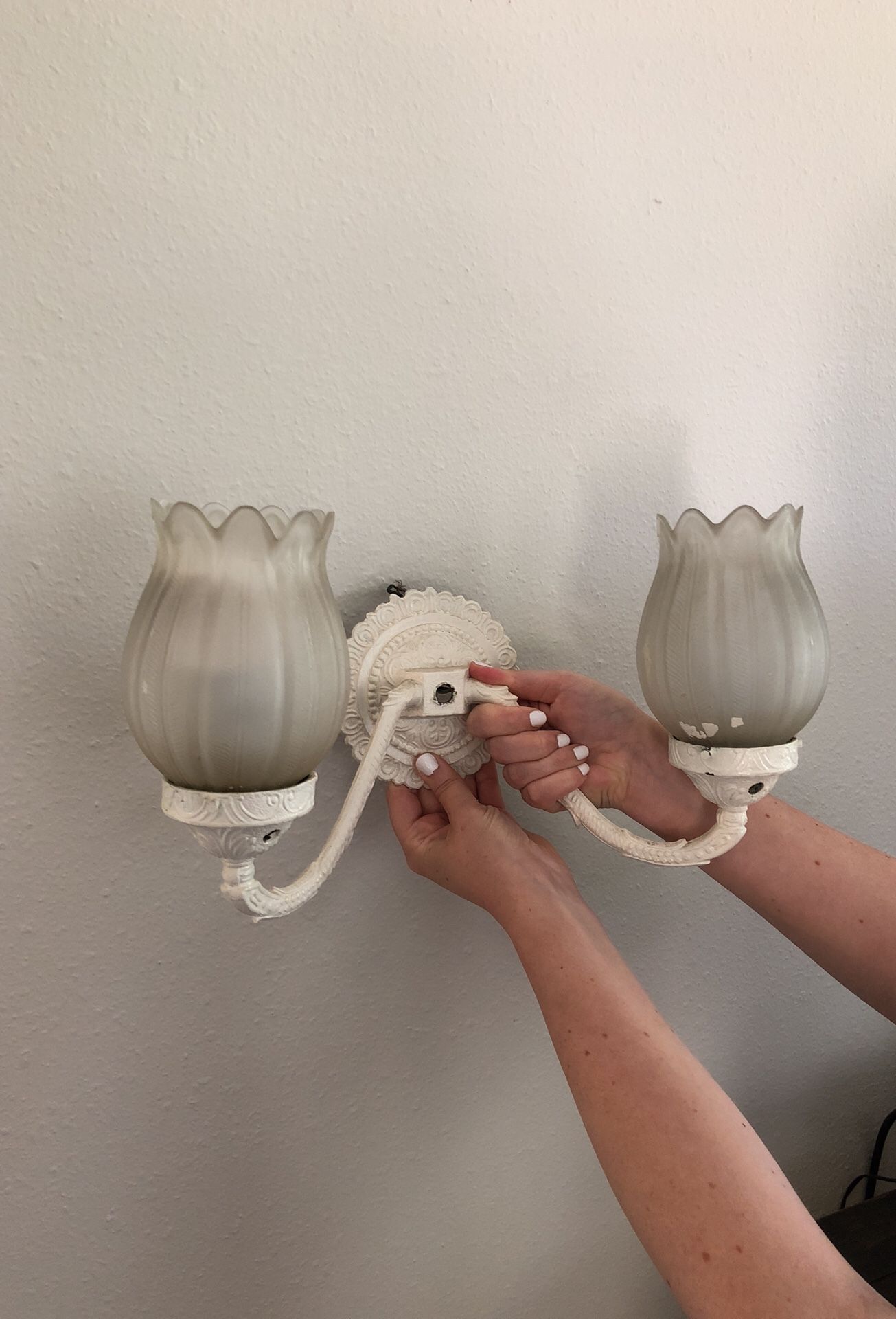 Tulip bathroom light fixture