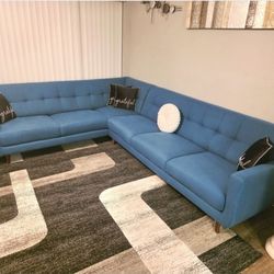 Sectional Couch Great Condition