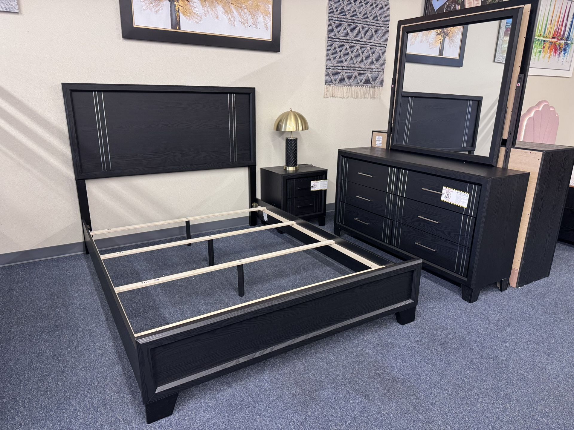 4 Pc Black Bedroom Set