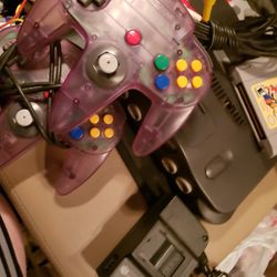 Nintendo 64 bundle, console with paper mario, 2 controllers, cords all Authentic