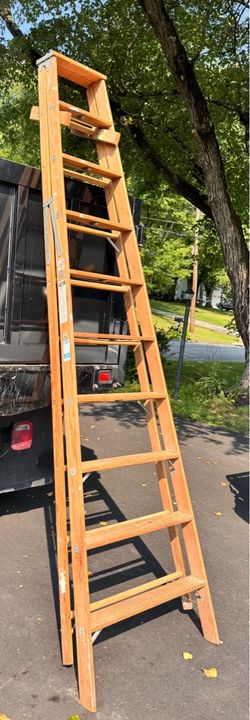 Craftsman 10Ft Wooden Step Ladder Nice Shape