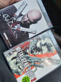2 Playstation 2 Games Metal Gear Solid 2 and Hitman Contract Both Complete Excellent Condition