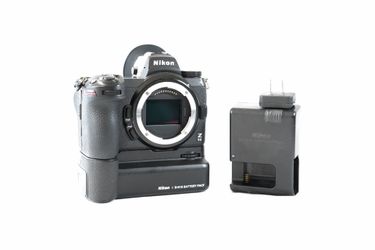 Nikon Z6ii full frame mirrorless camera