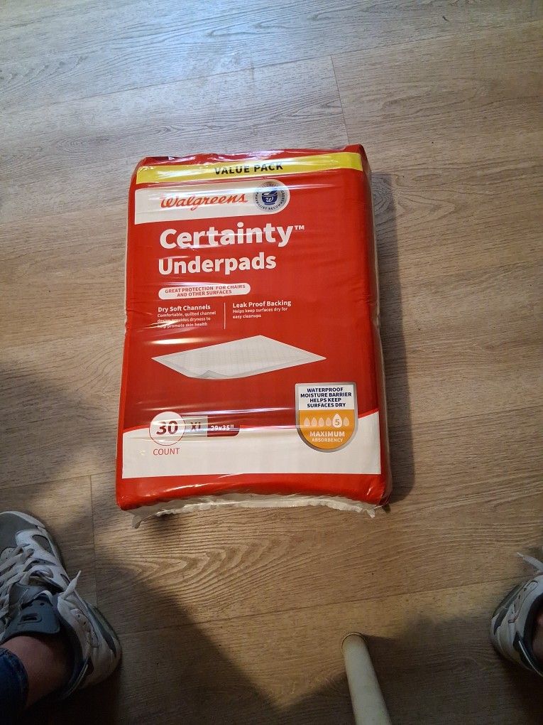 Certainty XL Under Pads And/ Or M Briefs
