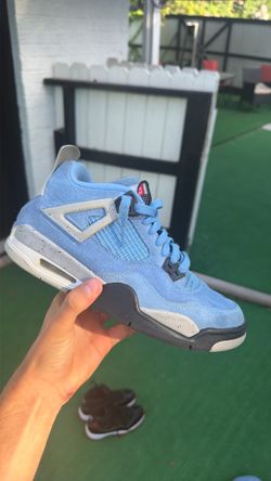 Jordan 4 university blue