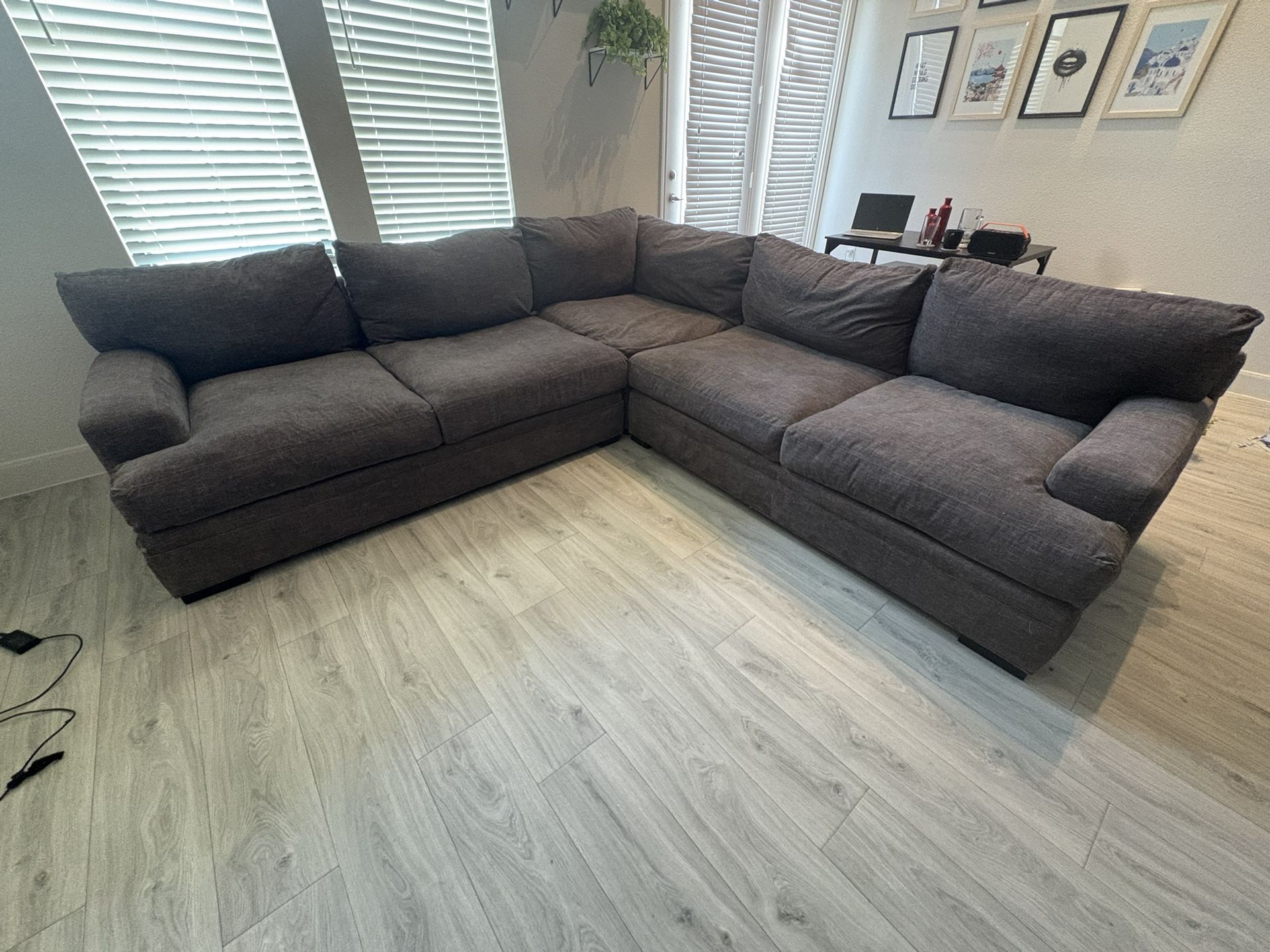 Cindy Crawford Deep Cushion Sectional Couch