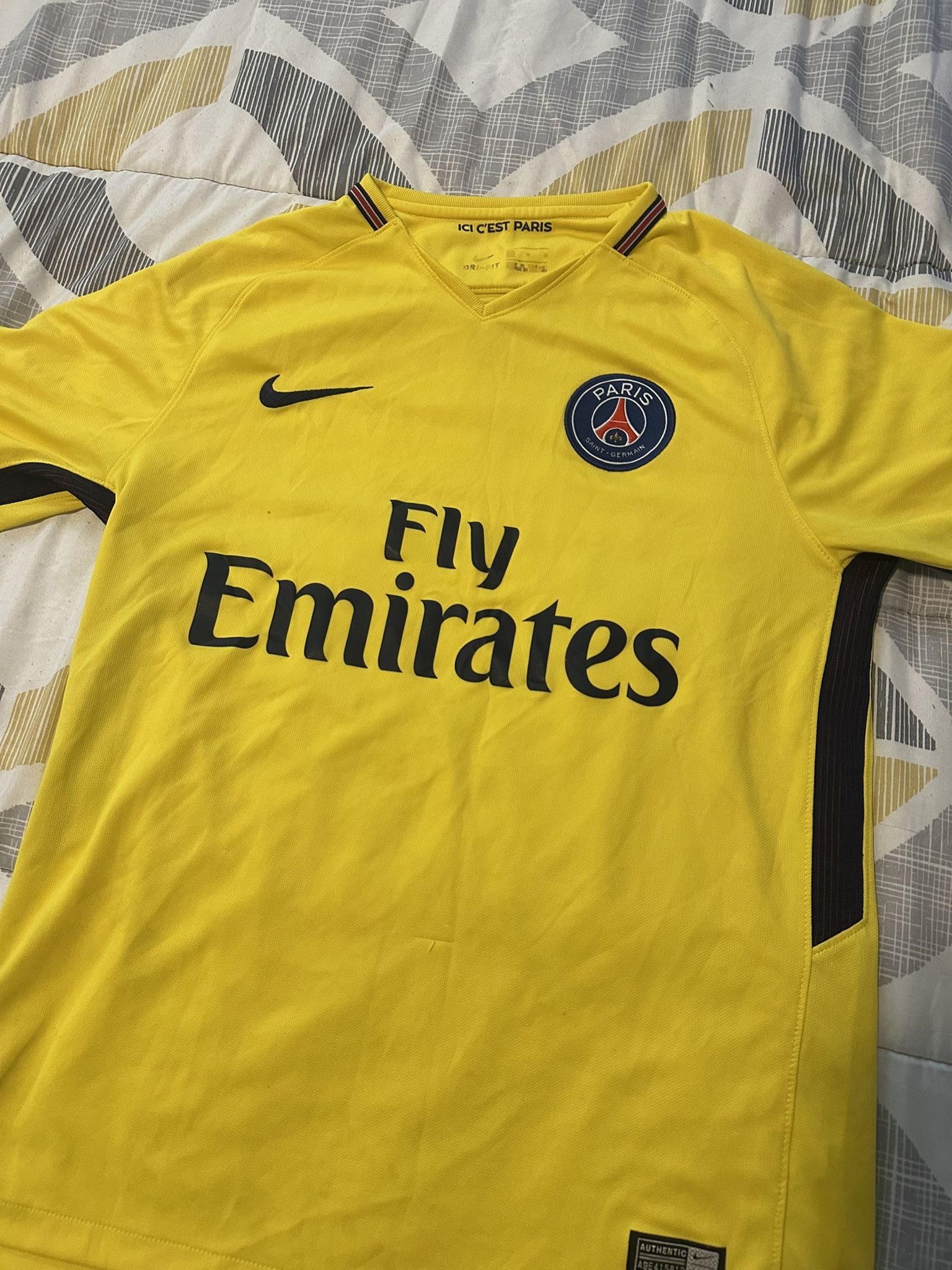 PSG Vapor Match away jersey (2017)