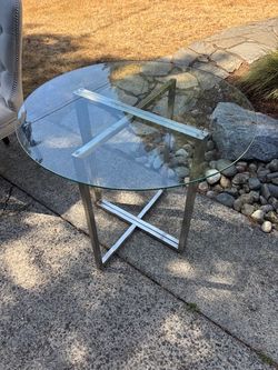 Z Gallery 3-ft card table