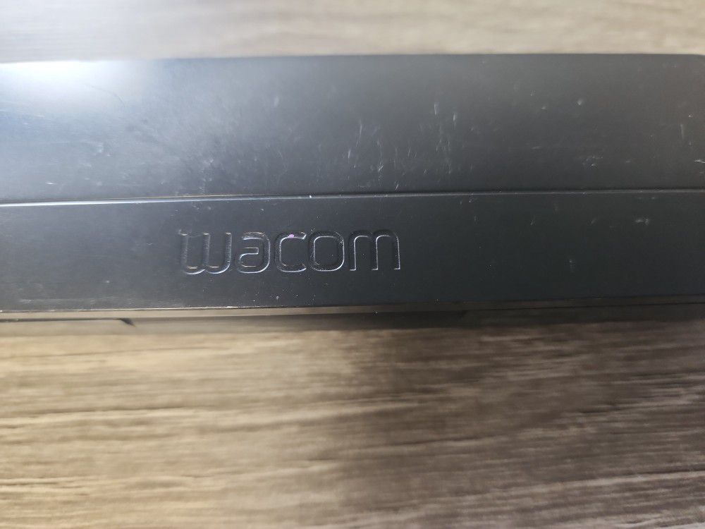 Wacom Pen ( For Designs)