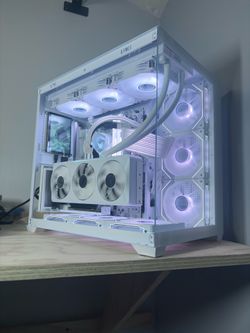 High End Gaming PC / 5070 + 9600x / NVMe SSD / Ready to play!