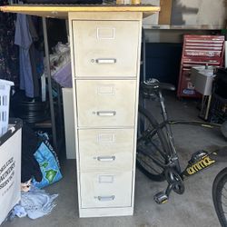 4 Drawer Filing Cabinet